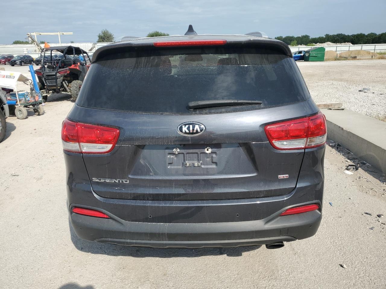 2017 Kia Sorento Lx - Image 6