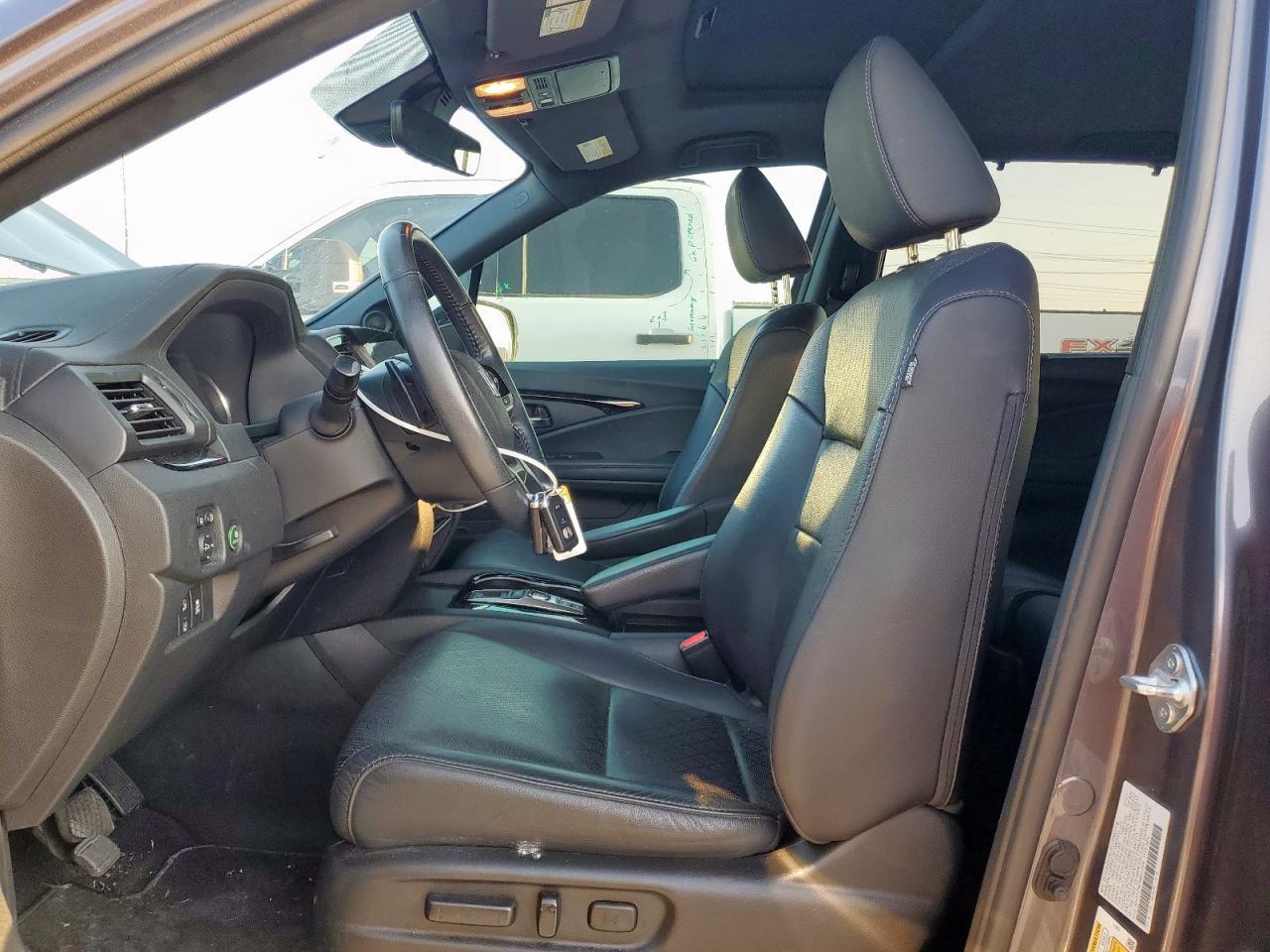2021 Honda Passport Touring - Фото 7