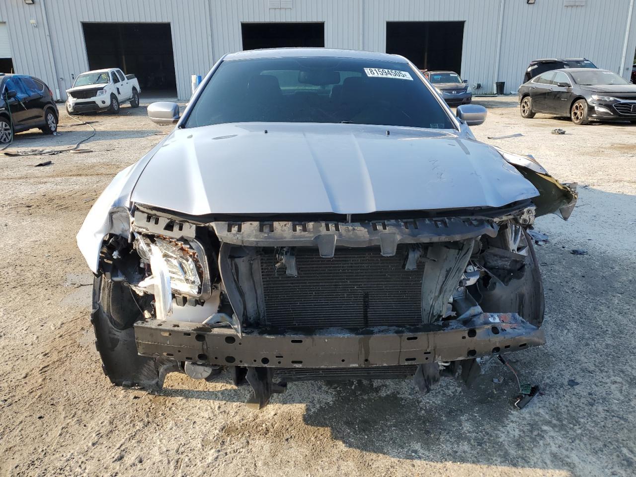 2014 Chrysler 300 - Image 5