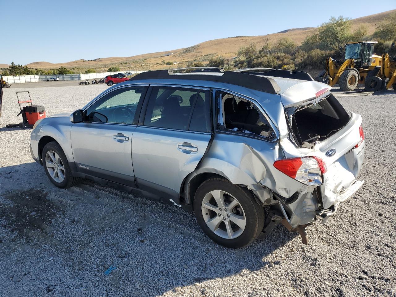 2013 Subaru Outback 2.5I Premium - Фото 2