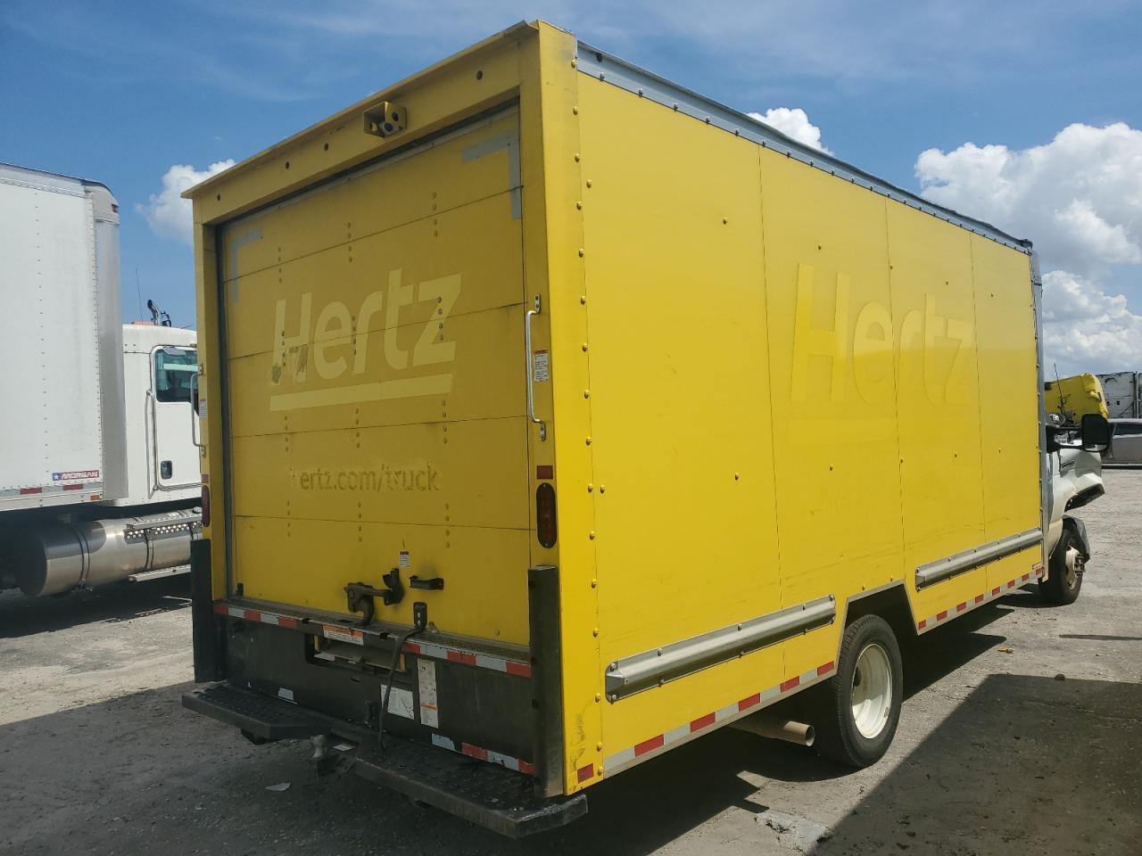 2023 Ford Econoline E350 Super Duty Cutaway Van - Image 3