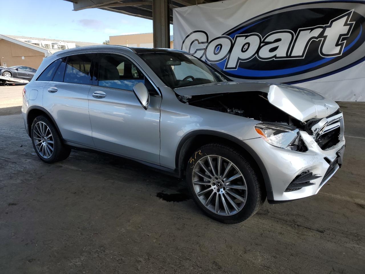 2018 Mercedes-Benz Glc 300 - Фото 4