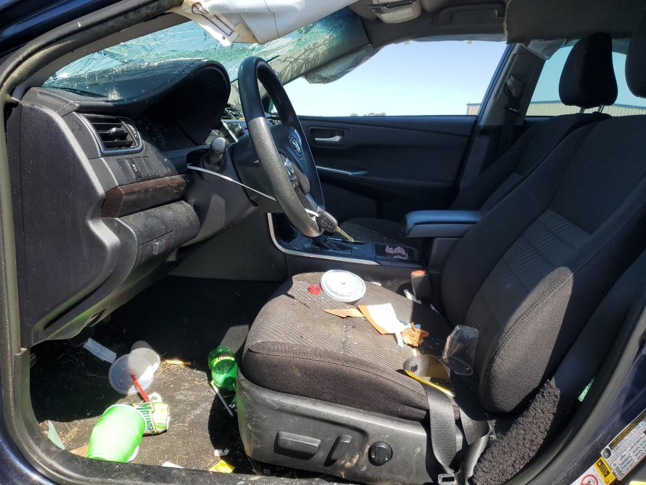 2015 Toyota Camry Le - Image 7