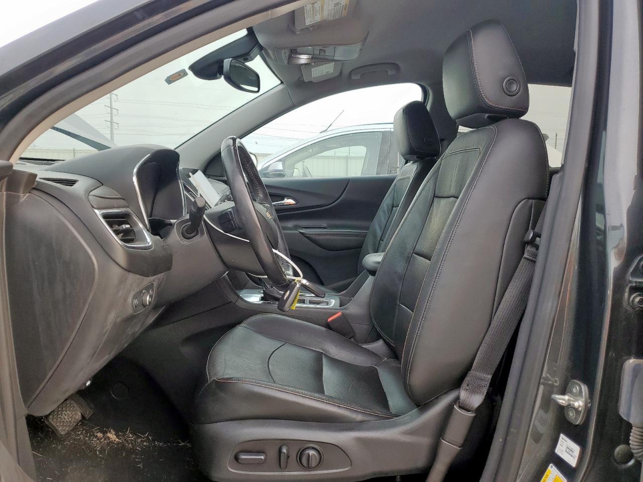 2020 Chevrolet Equinox Premier - Image 7