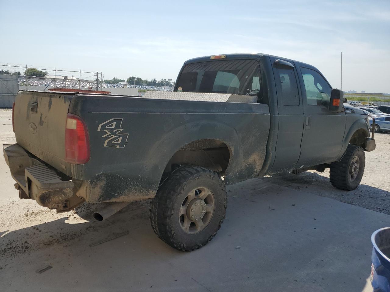 2011 Ford F250 Super Duty - Image 3