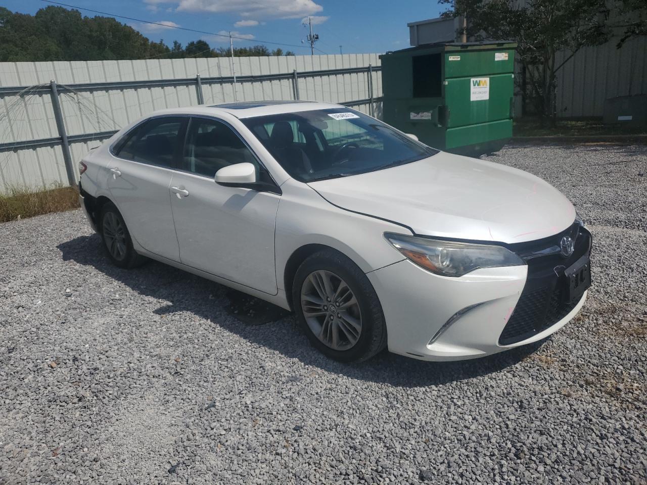 2017 Toyota Camry Le - Фото 4