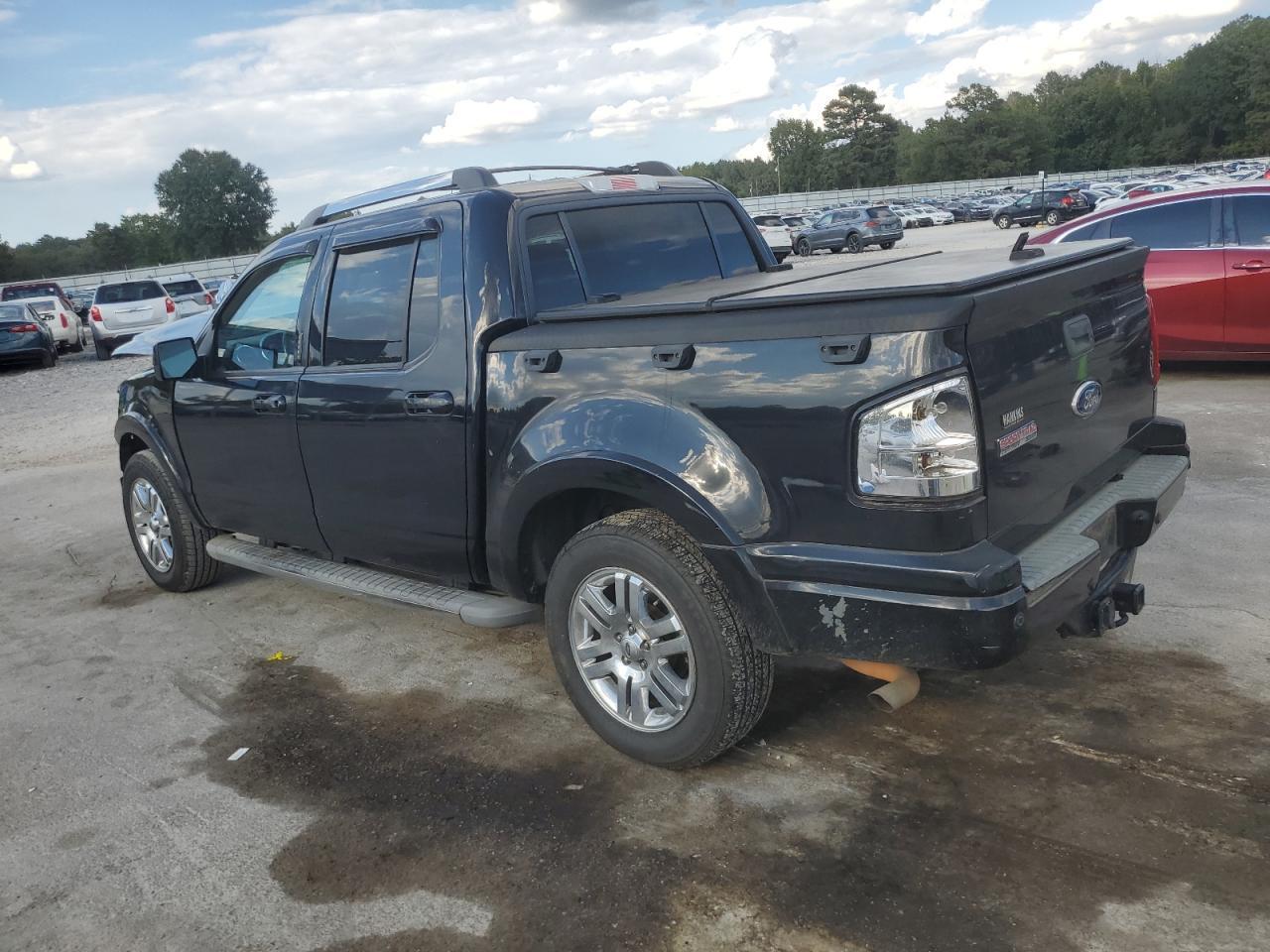 2010 Ford Explorer Sport Trac Limited - Фото 2