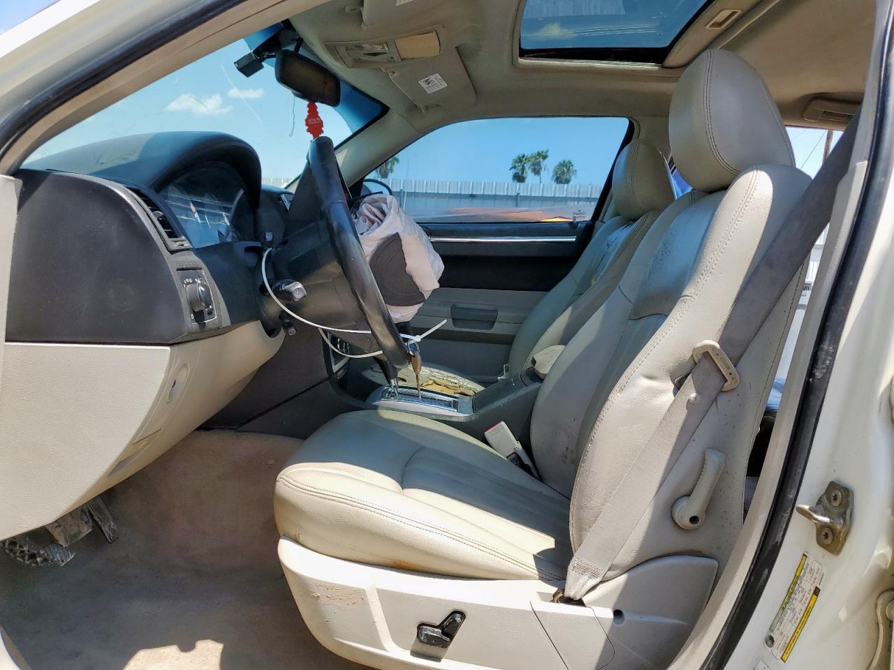 2007 Chrysler 300C - Фото 7