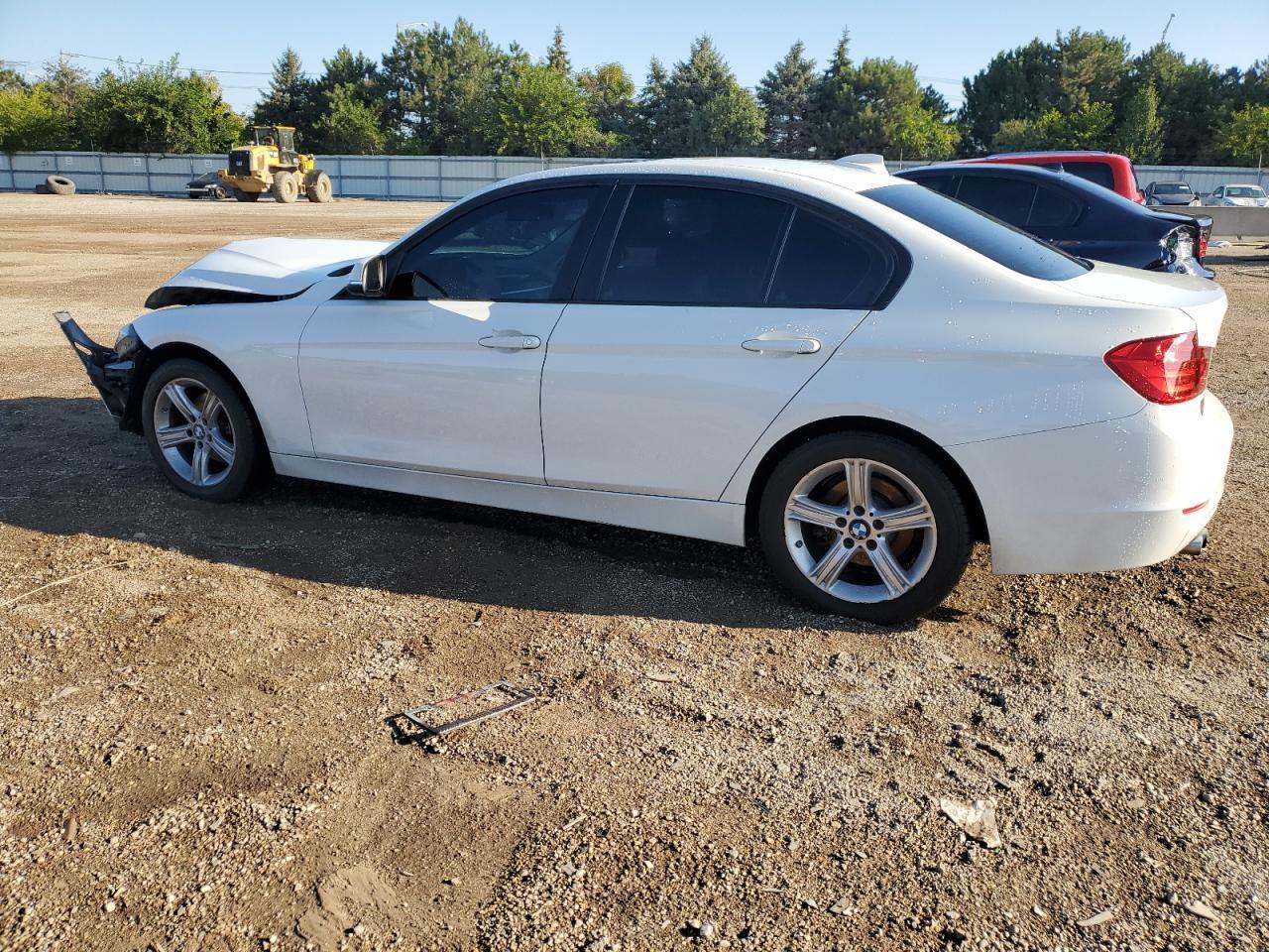 2014 BMW 328 Xi - Фото 2