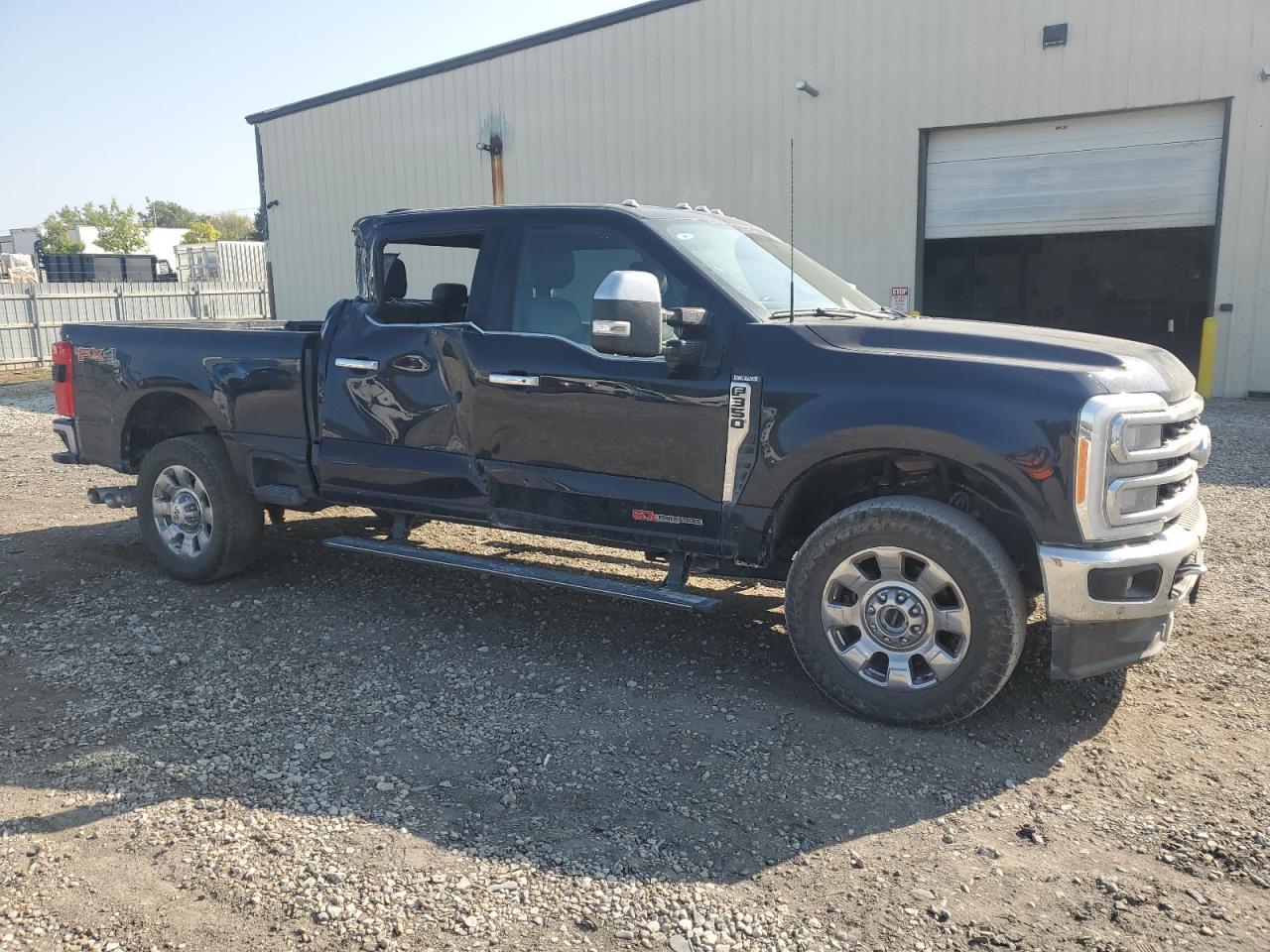 2023 Ford Super Duty F-350Crw - Фото 4