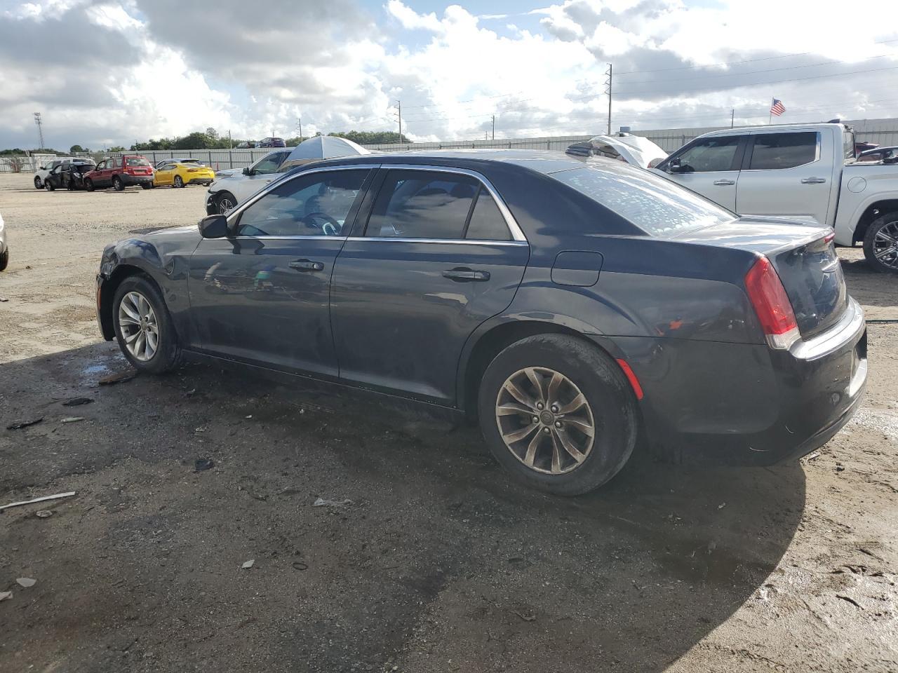 2015 Chrysler 300 Limited - Image 2