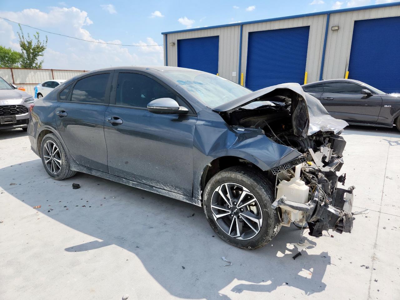 2023 Kia Forte Lx - Фото 4