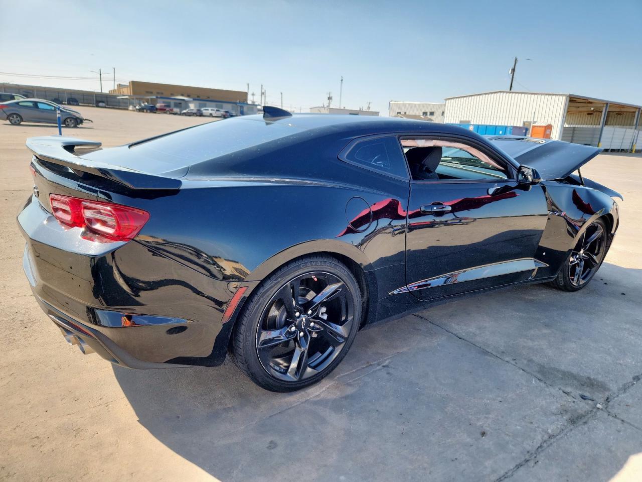 2021 Chevrolet Camaro Lz - Image 3