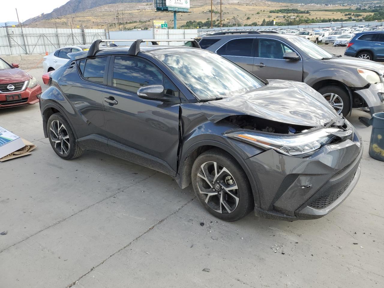 2021 Toyota C-Hr Xle - Image 4