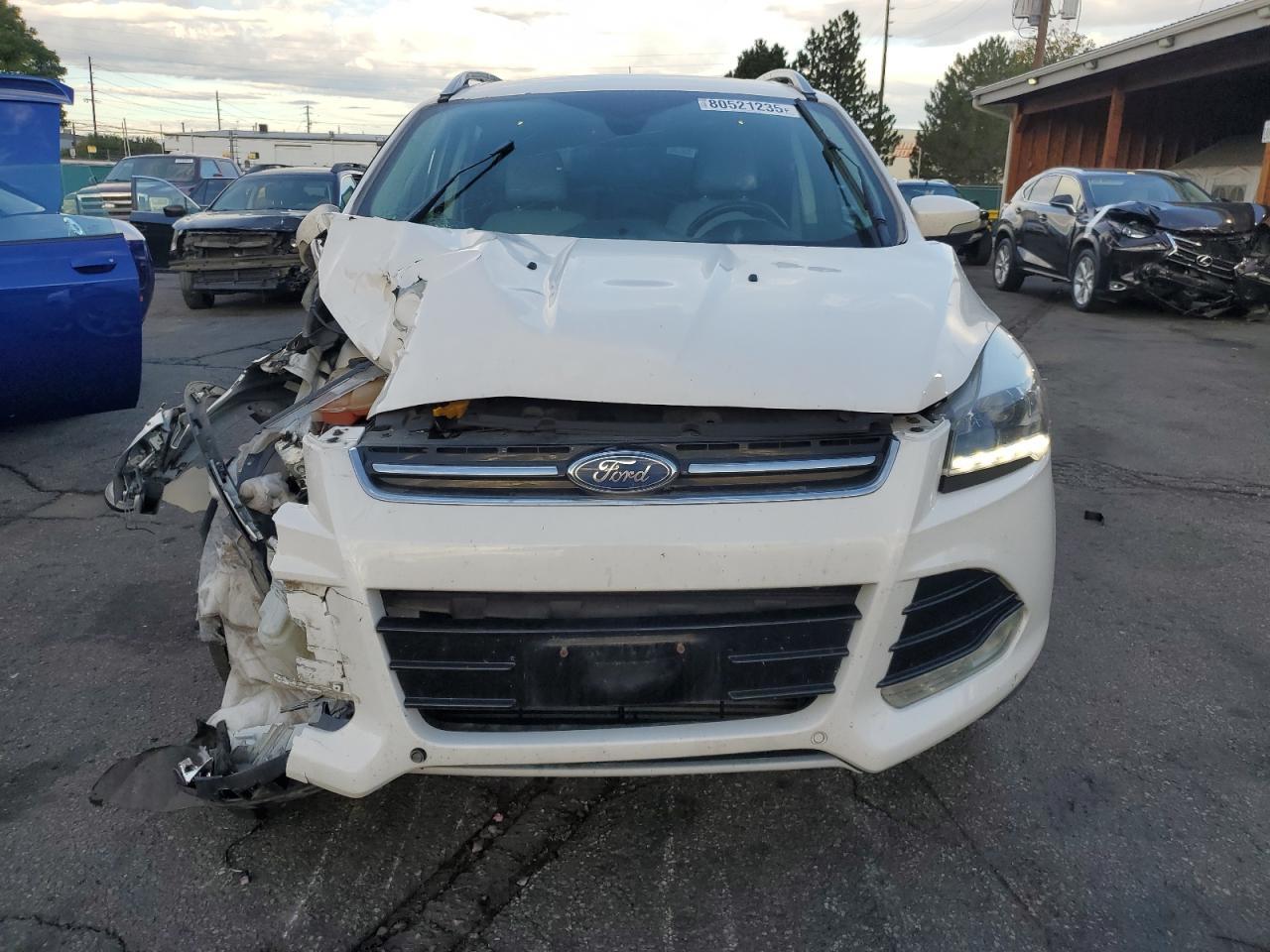 2016 Ford Escape Titanium - Фото 5
