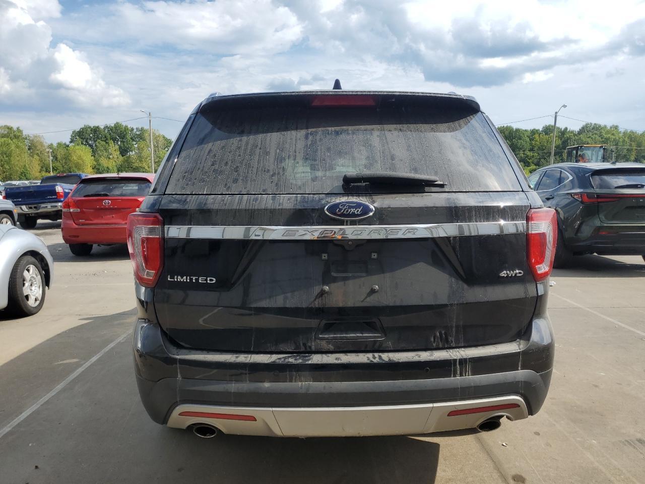 2016 Ford Explorer Limited - Image 6