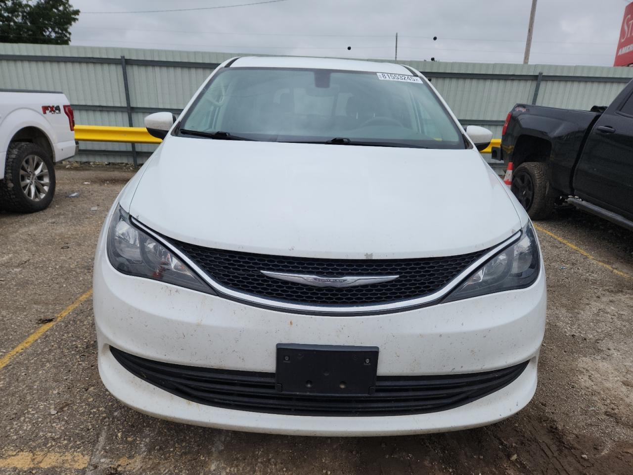 2017 Chrysler Pacifica Touring - Фото 5