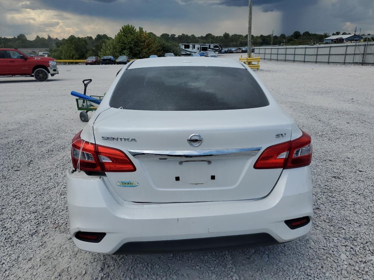 2019 Nissan Sentra S - Фото 6