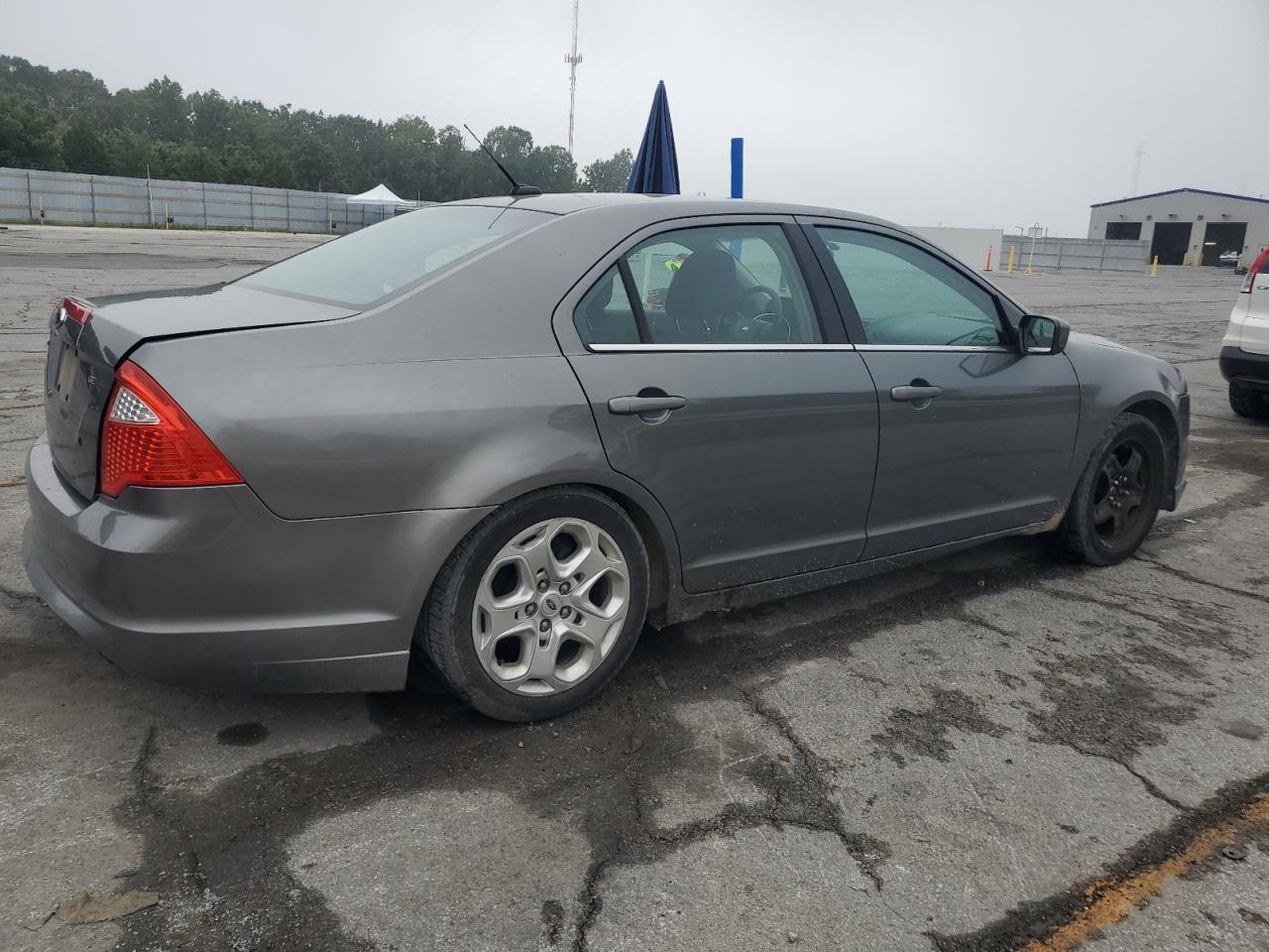 2010 Ford Fusion Se - Image 3