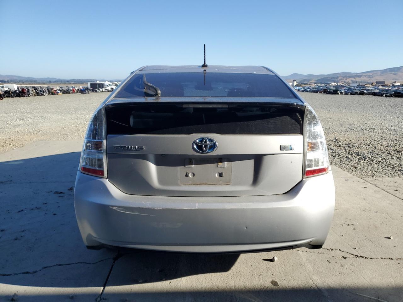 2010 Toyota Prius - Image 6