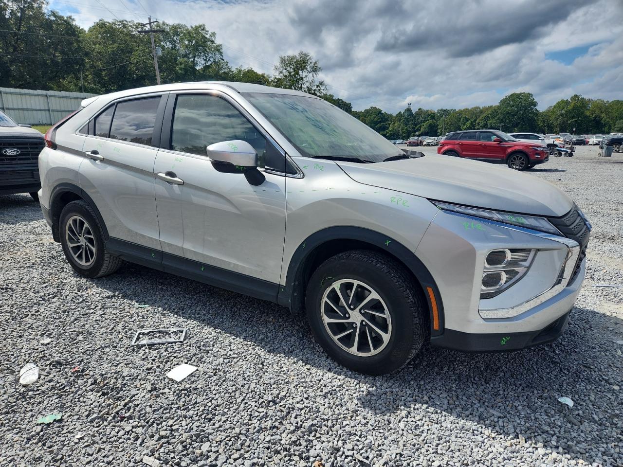 2023 Mitsubishi Eclipse Cross Es - Image 4