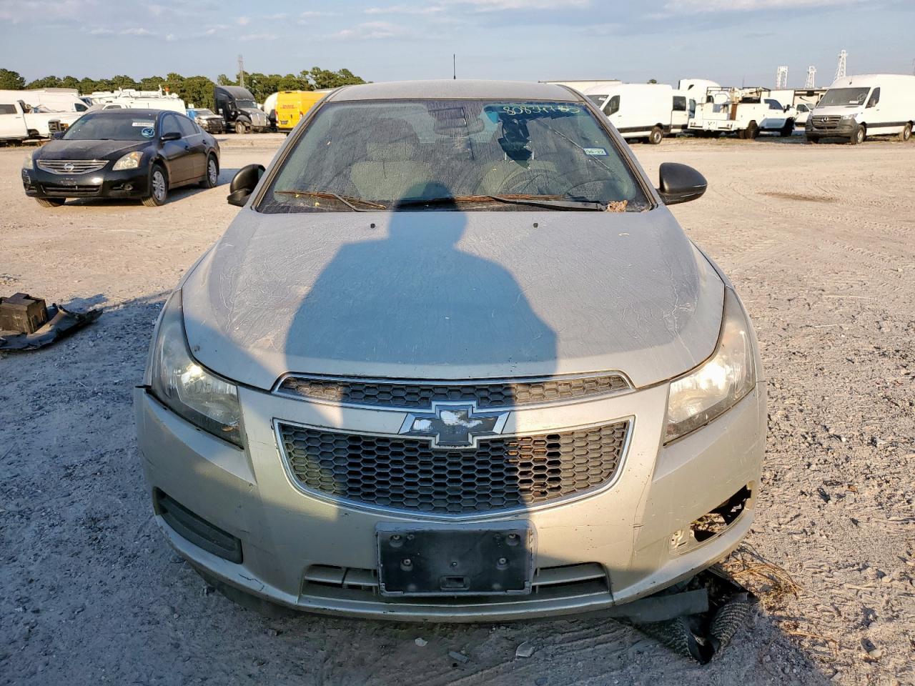 2014 Chevrolet Cruze Ls - Image 5