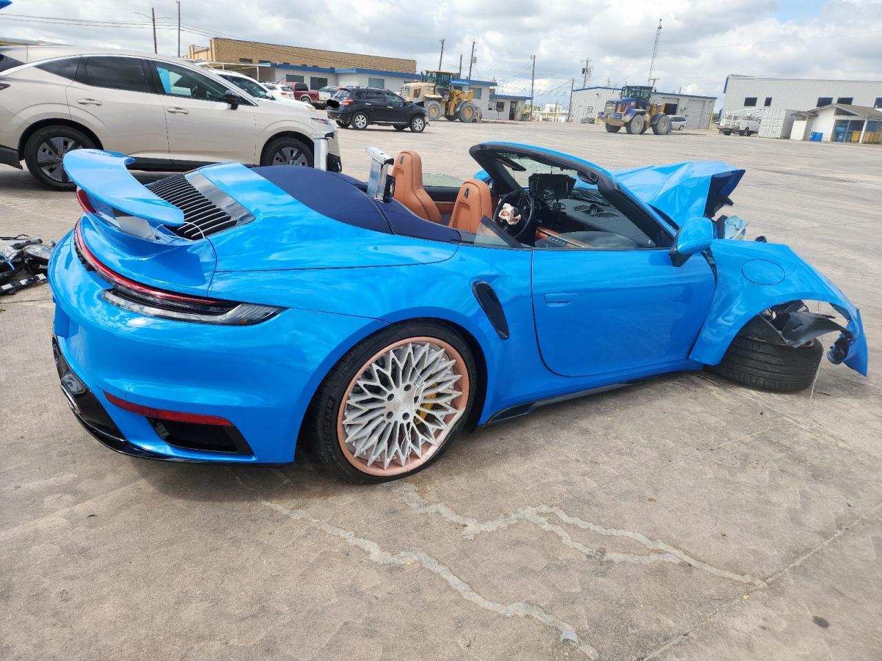 2024 Porsche 911 Turbo - Image 3