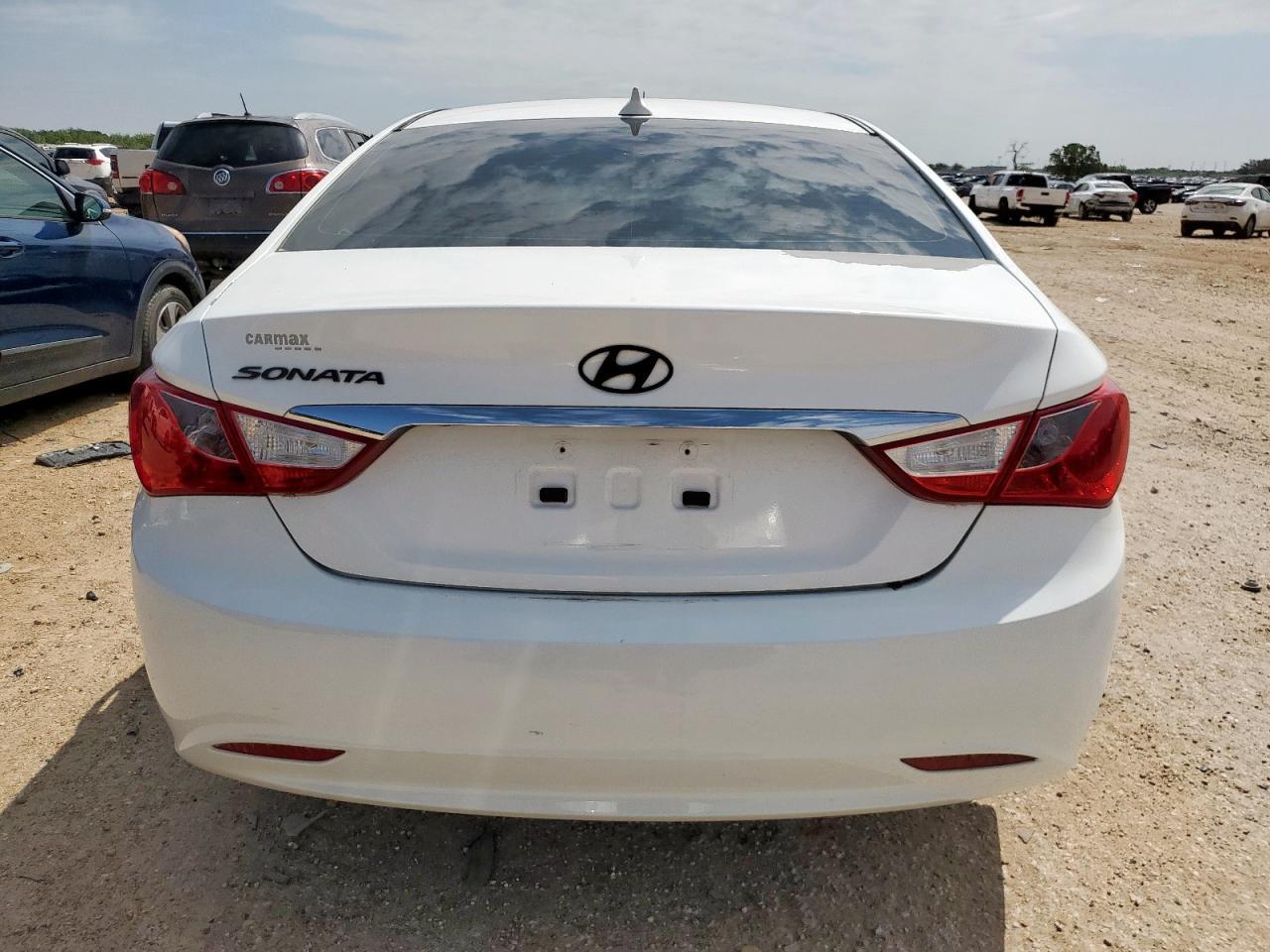2013 Hyundai Sonata Gls - Image 6