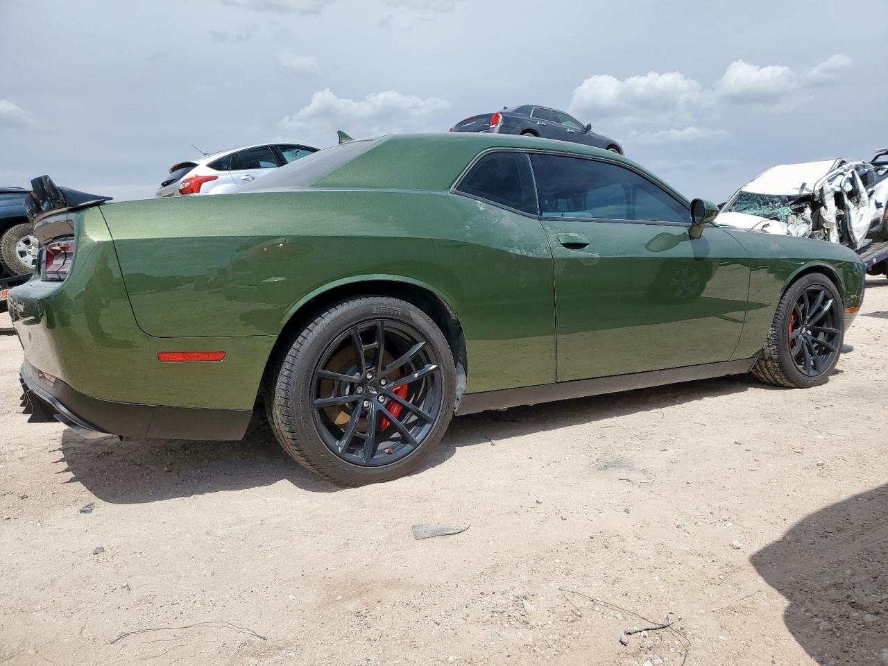 2023 Dodge Challenger R/T - Фото 3