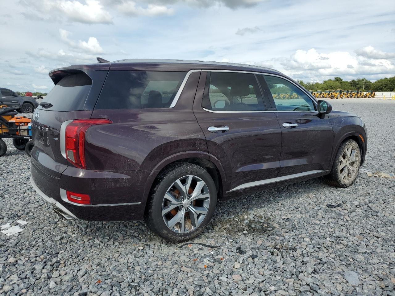 2021 Hyundai Palisade Limited - Image 3