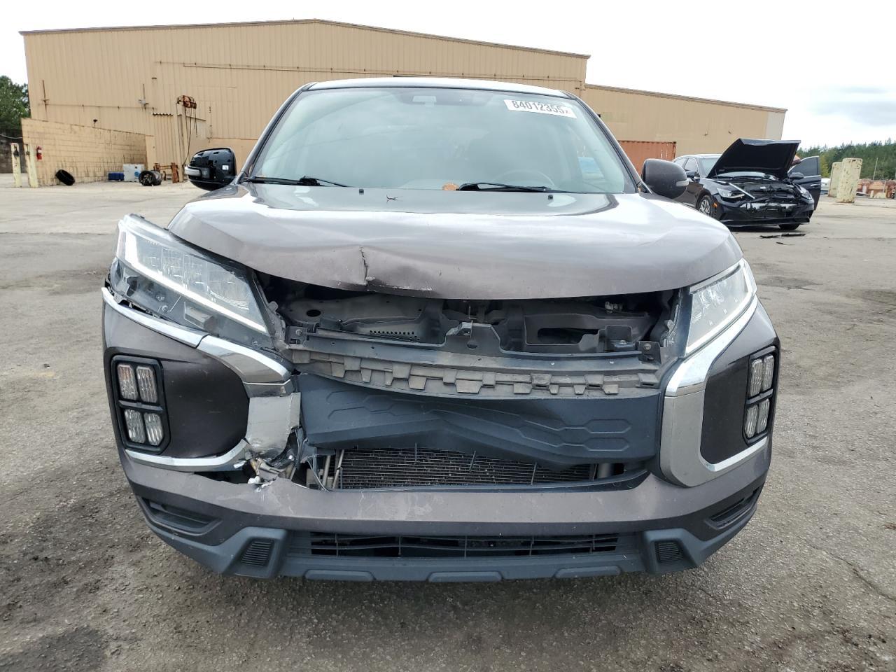 2021 Mitsubishi Outlander Sport Se - Фото 5