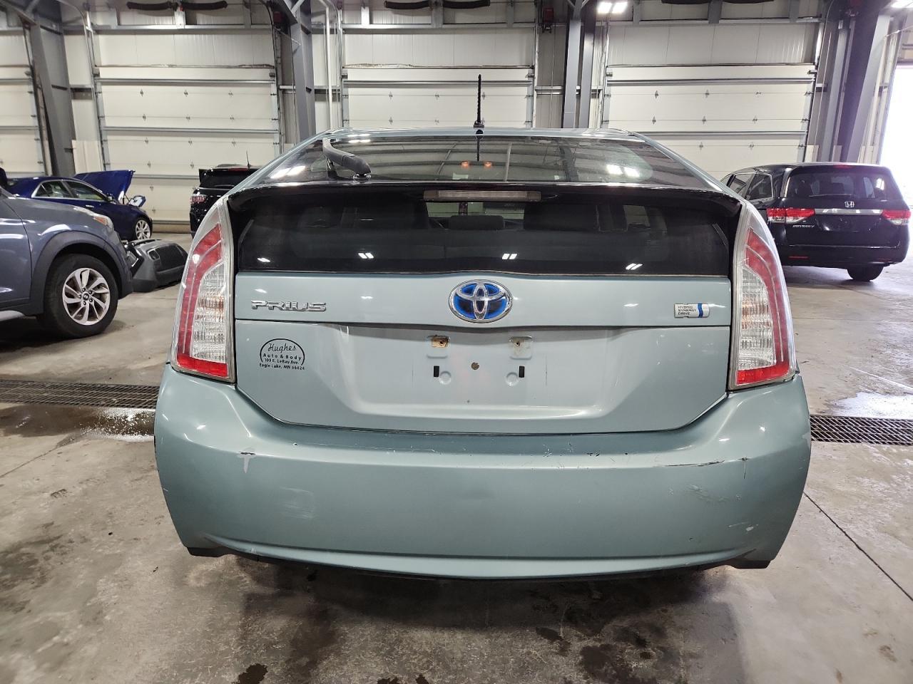 2014 Toyota Prius - Фото 6