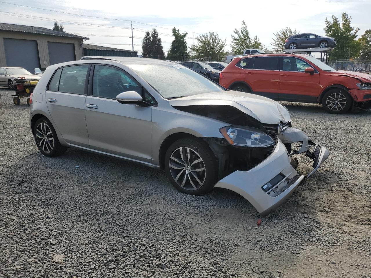 2015 Volkswagen Golf - Image 4