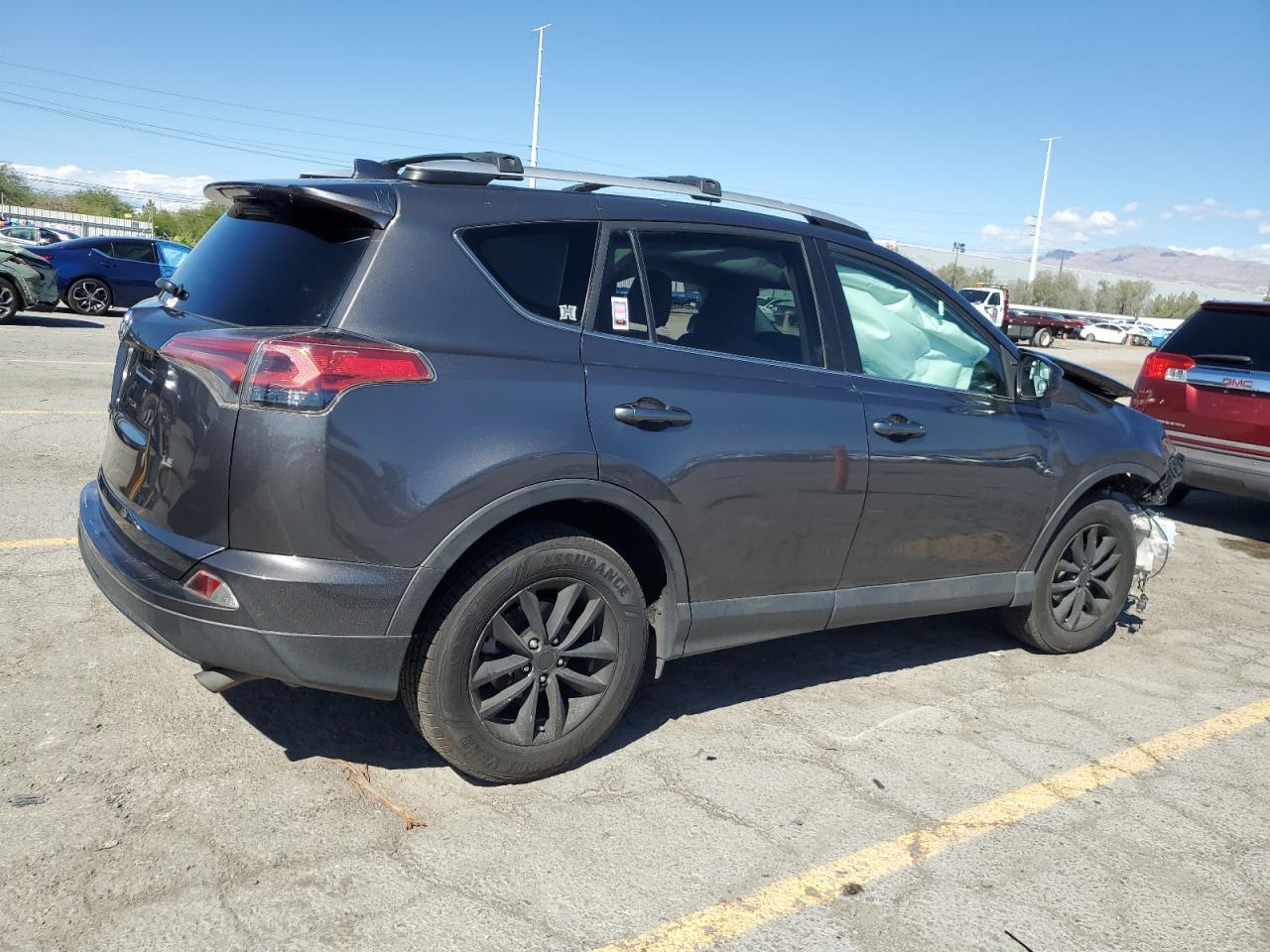 2016 Toyota Rav4 Le - Image 3