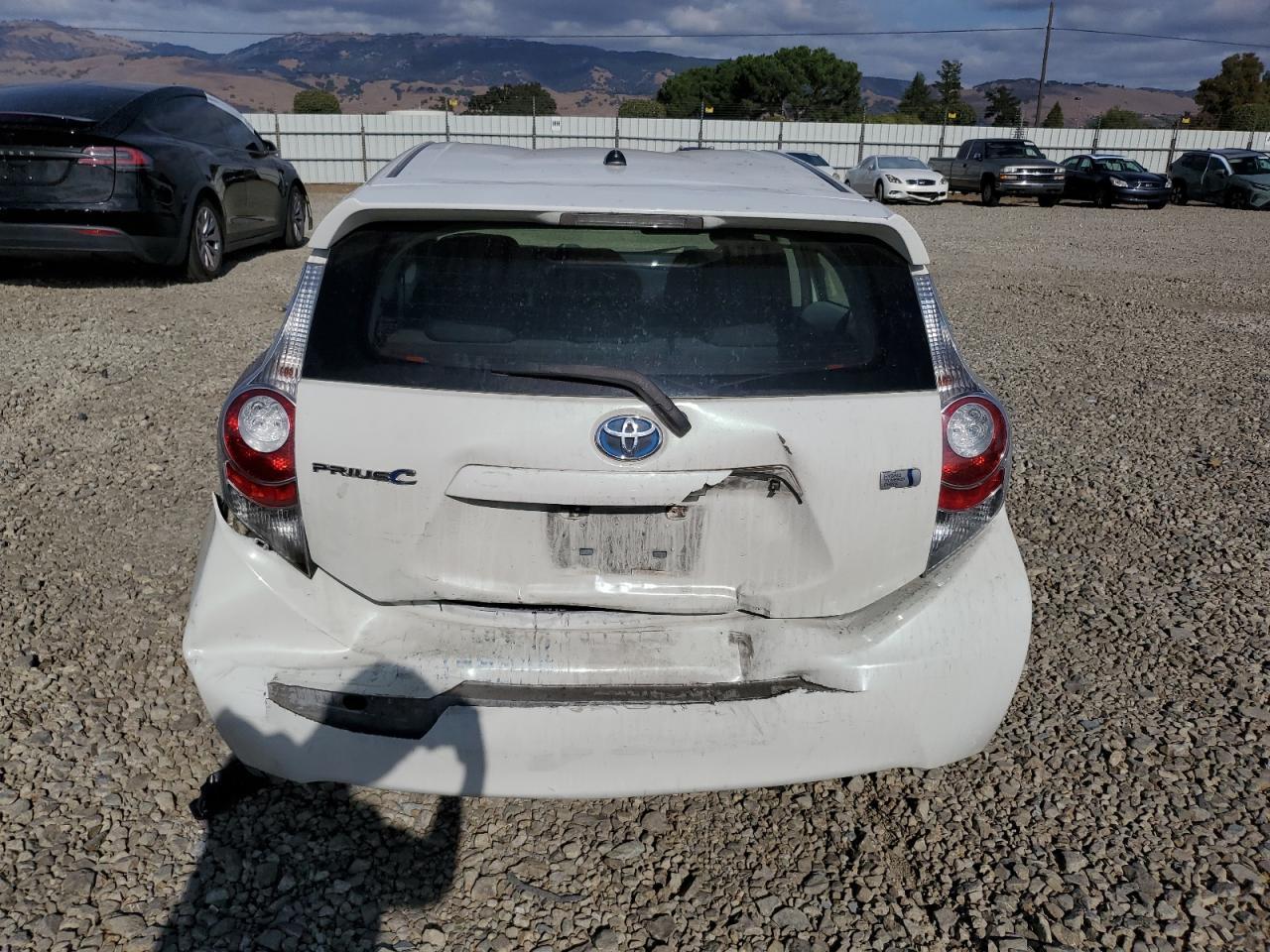 2012 Toyota Prius C - Фото 6