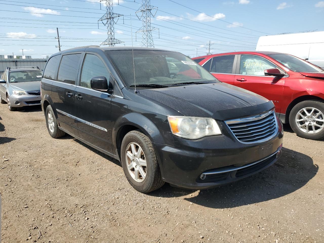 2013 Chrysler Town & Country Touring - Фото 4