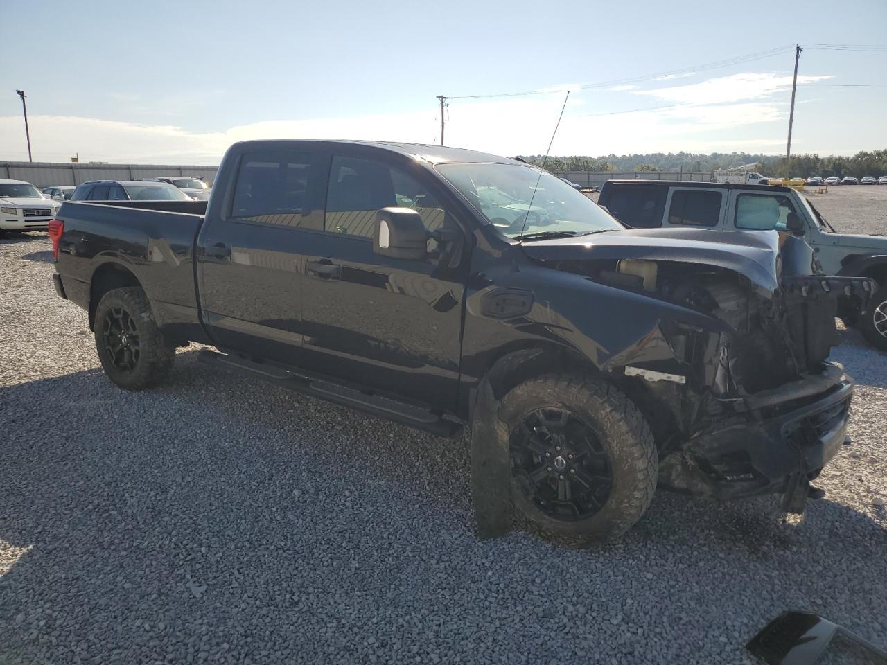 2019 Nissan Titan Xd Sl - Image 4
