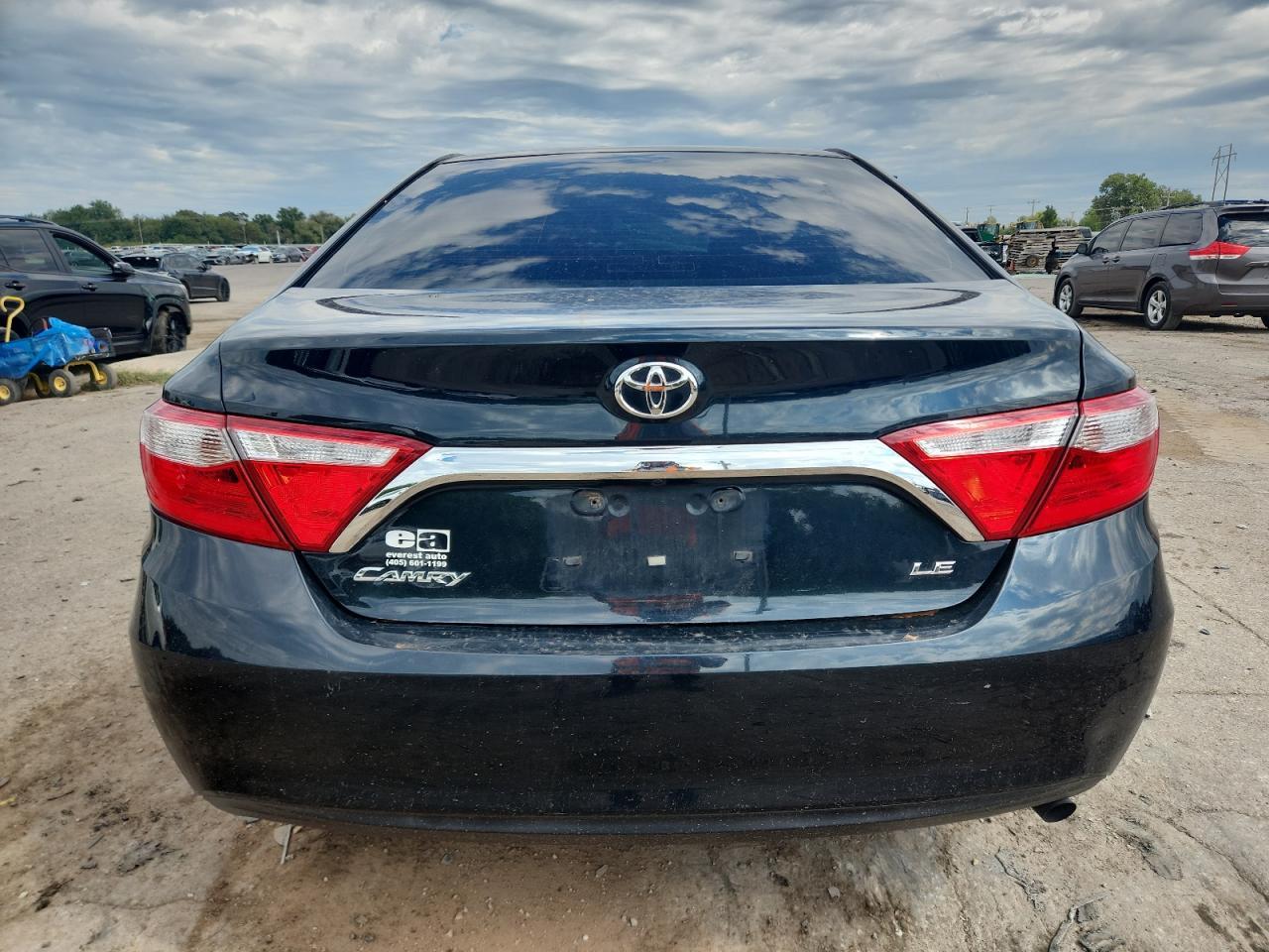 2016 Toyota Camry Le - Image 6