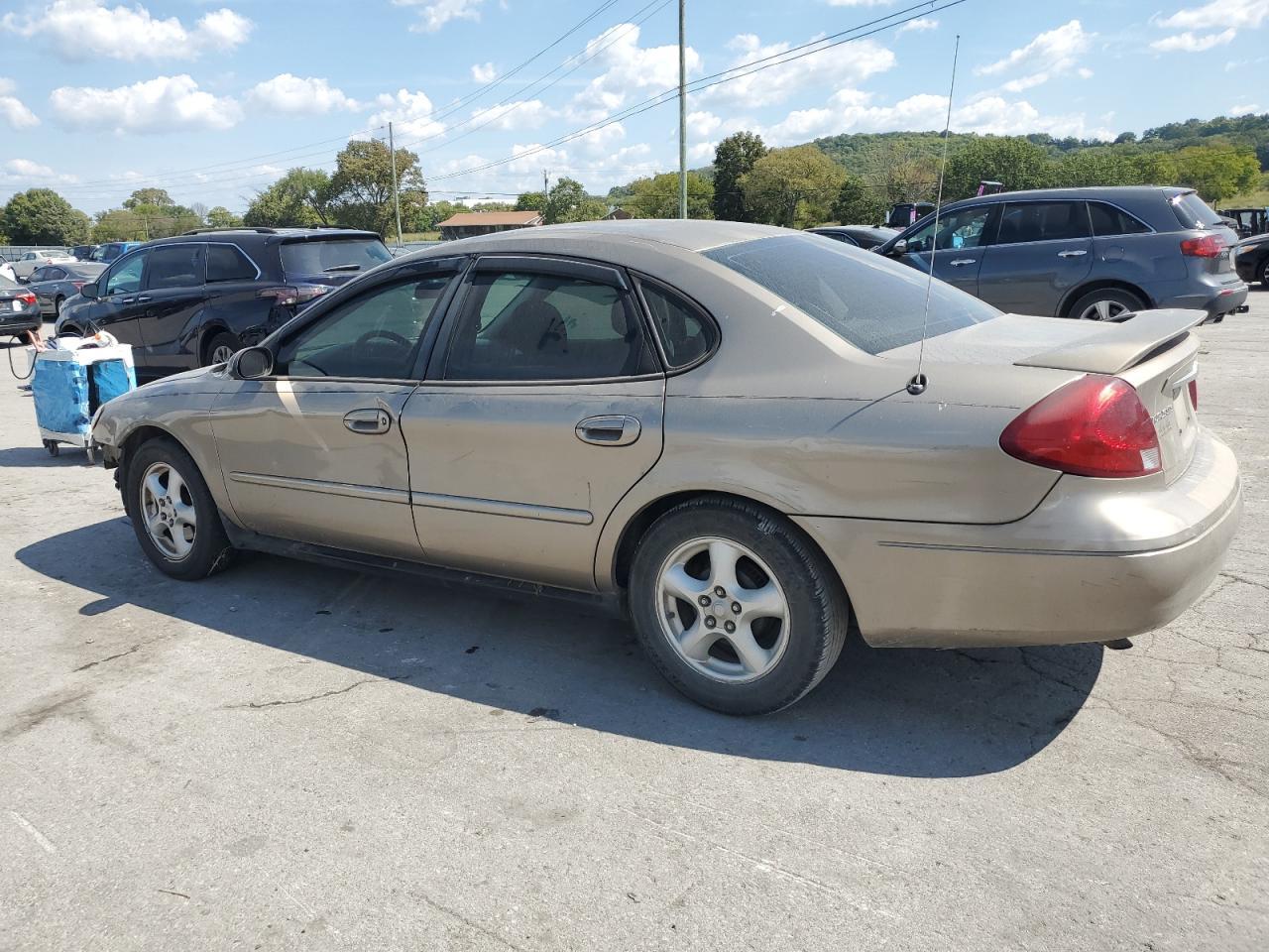 2003 Ford Taurus Ses - Фото 2