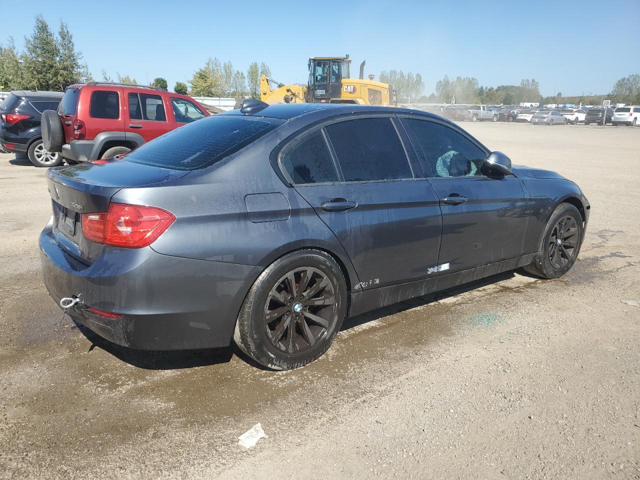 2013 BMW 328 Xi - Image 3