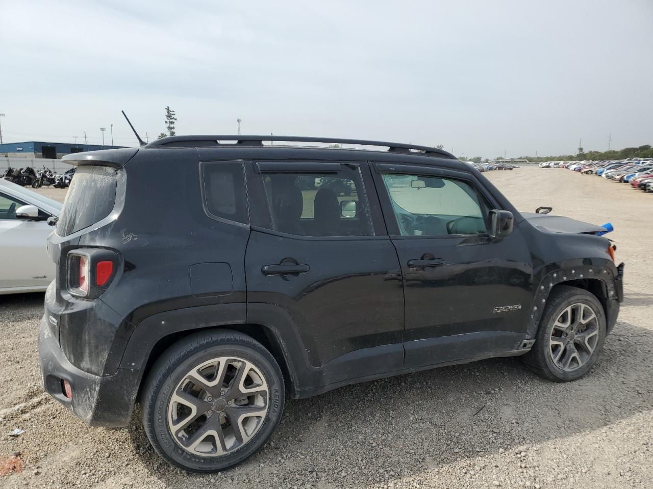 2015 Jeep Renegade Latitude - Фото 3