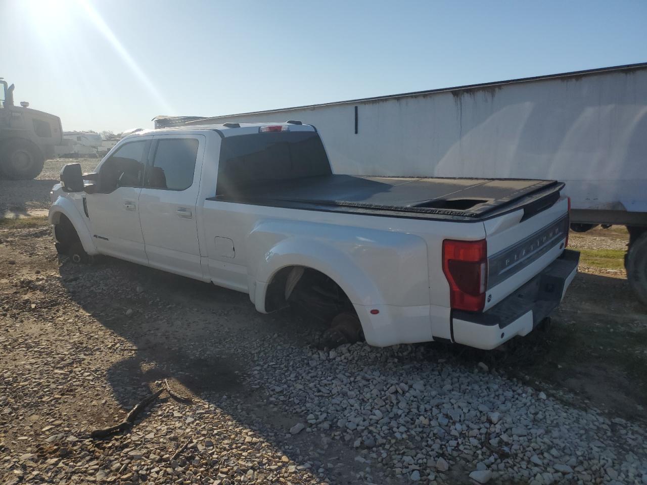2020 Ford F450 Super Duty - Image 2