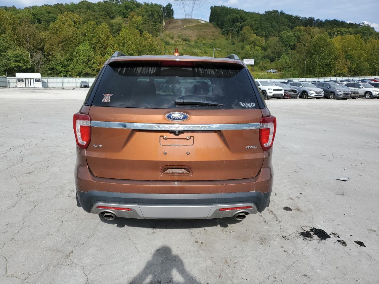 2017 Ford Explorer Xlt - Image 6