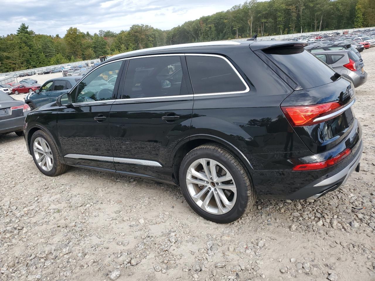 2025 Audi Q7 Prestige - Image 2