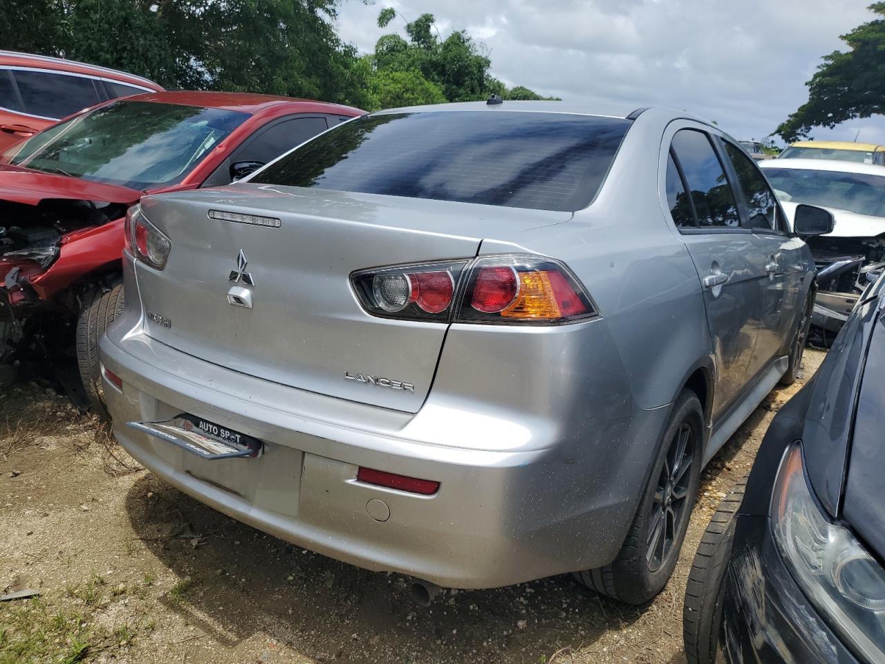 2017 Mitsubishi Lancer Es - Фото 3