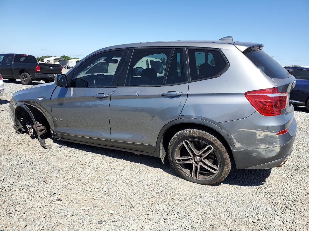 2011 BMW X3 xDrive28I - Фото 2