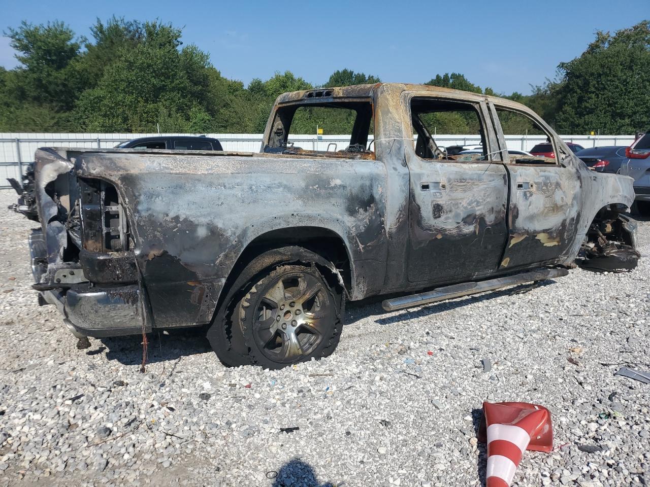 2019 Ram 1500 Laramie - Фото 3
