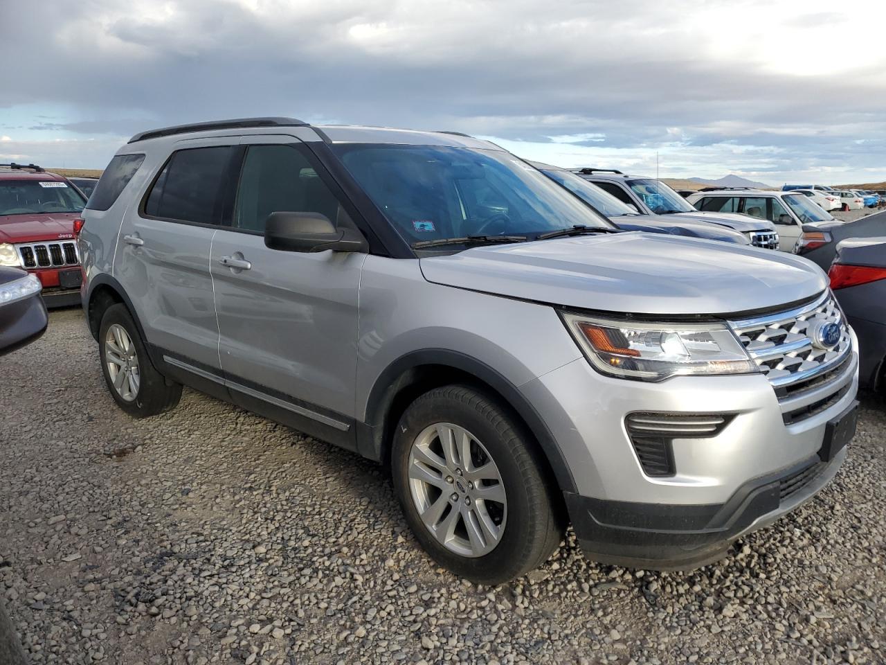 2019 Ford Explorer Xlt - Фото 4