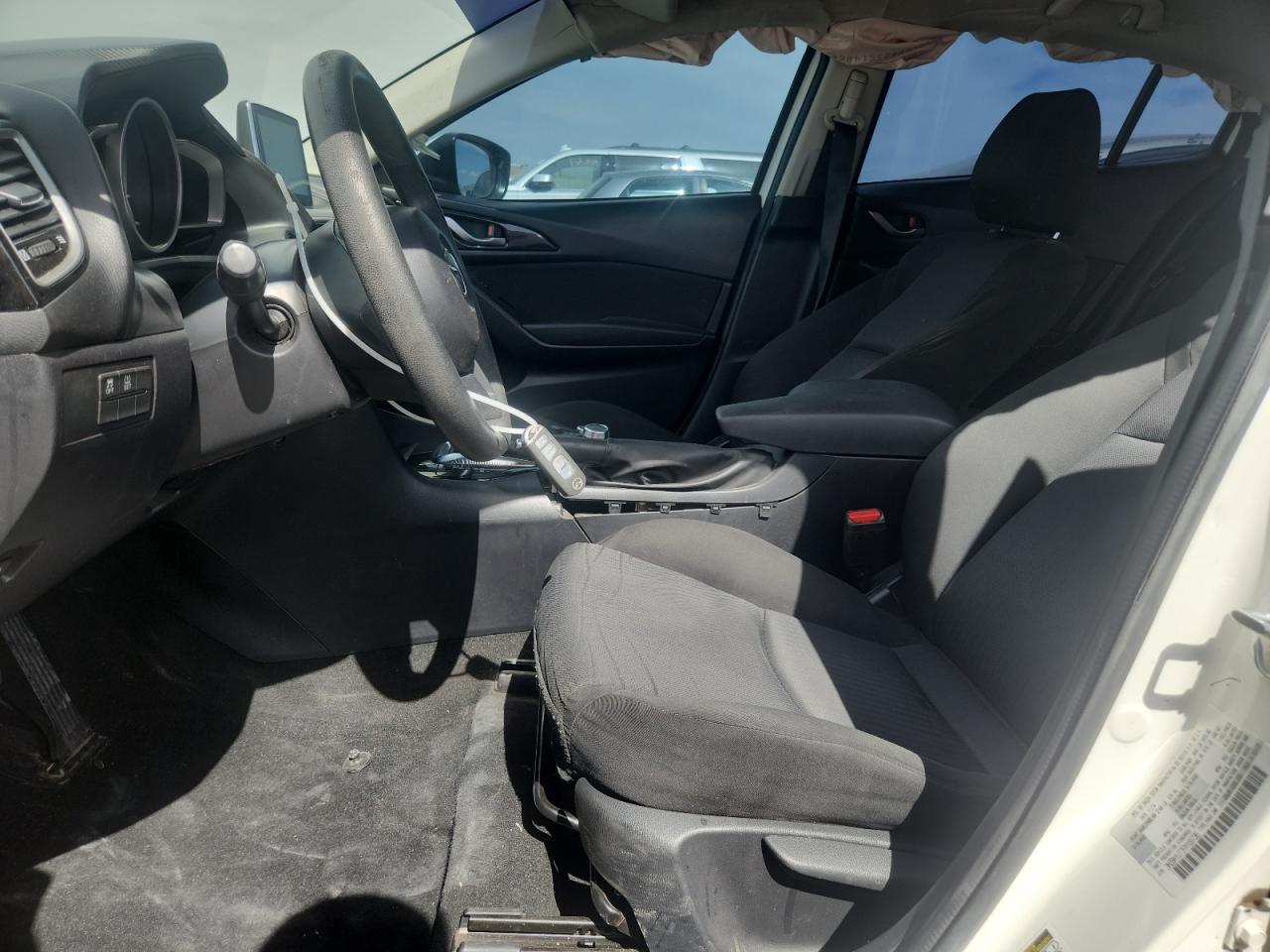 2015 Mazda 3 Sport - Image 7