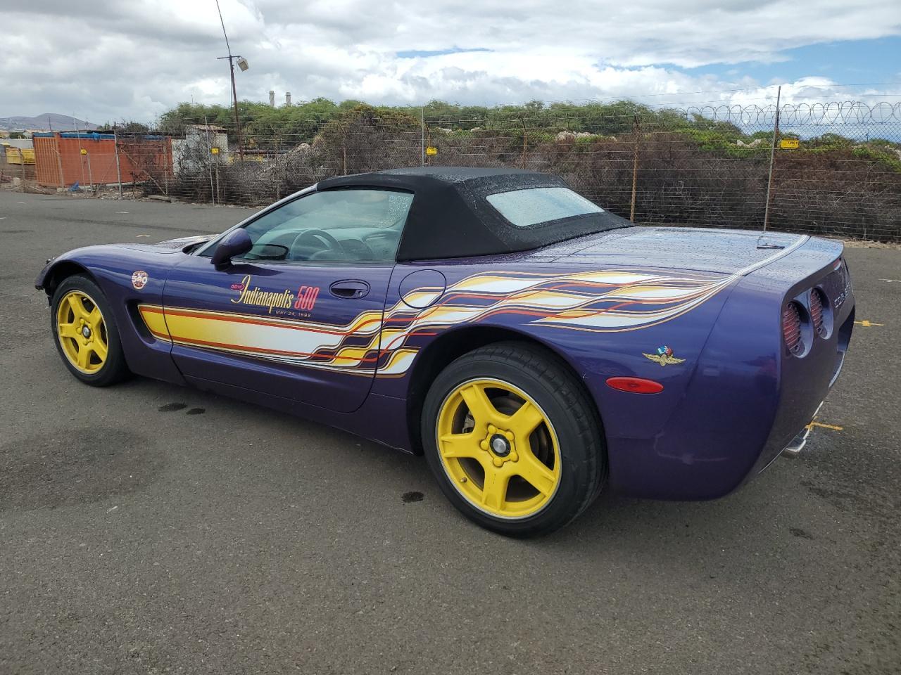 1998 Chevrolet Corvette - Фото 2